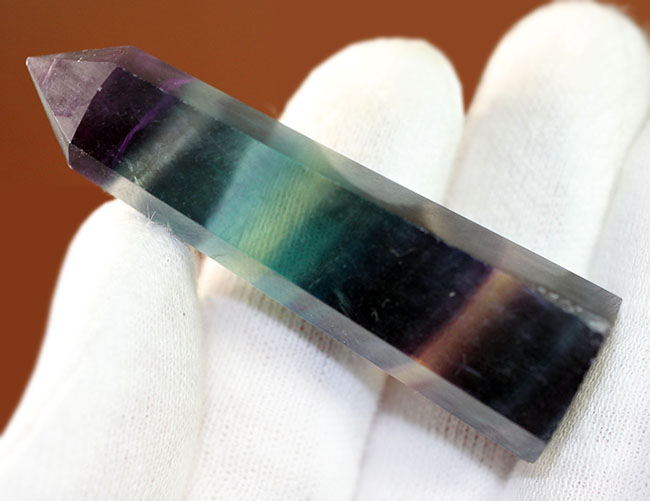 幅広い色調、蛍石の特徴が現れた一本。鉱物、レインボーフローライト(fluorite)(その8)