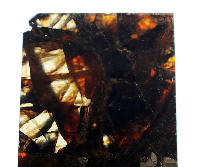 まさに「称賛」すべき美しきパラサイト隕石、米国カンザス州産のアドミア（Admire）。明治１４年に初めて落下が確認（その2）