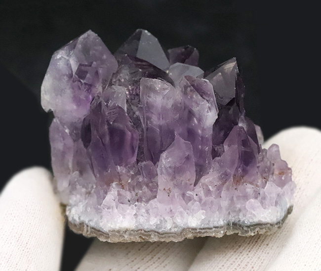 ナチュラルなクラスター！ブラジル産の天然アメシスト（Amethyst）の原石（その2）
