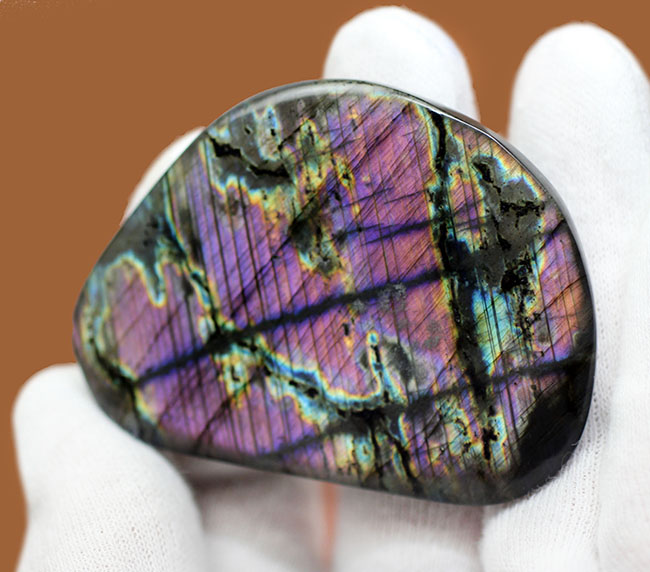 非常に珍しいピンクを呈するラブラドライト(Labradorite)。両面面白い。(その5)