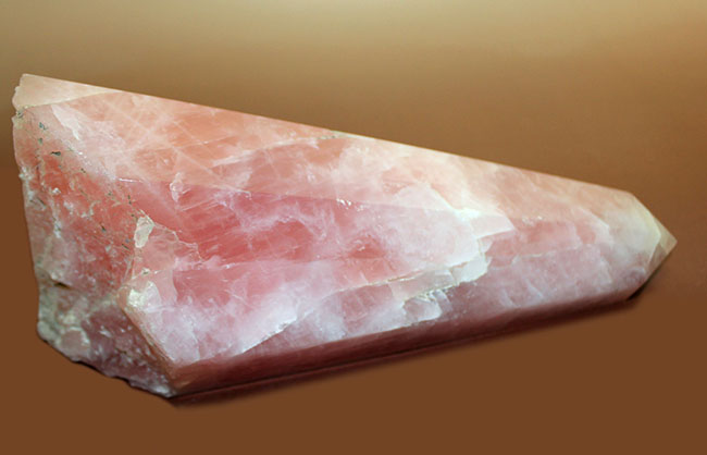 ２３センチ１５９０グラム、巨大かつ上質なローズクォーツ（Rose quartz）（その5）