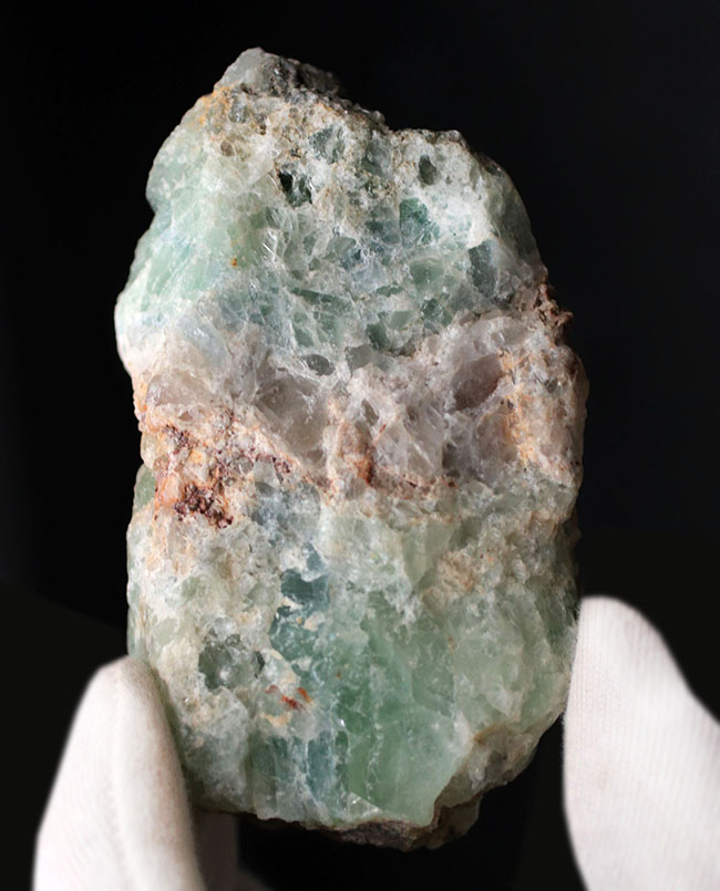 研究機関で長らく保管、レアな国産の蛍石（Fluorite）。新潟県東蒲原郡の五十島（いがしま）鉱山から採集（その1）