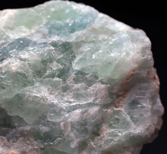 研究機関で長らく保管、レアな国産の蛍石（Fluorite）。新潟県東蒲原郡の五十島（いがしま）鉱山から採集（その5）