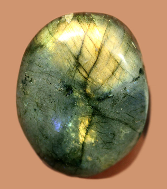 ラブラドライトってどんな鉱物？という方に。ファーストコレクションにもおすすめです。(Labradorite)（その1）