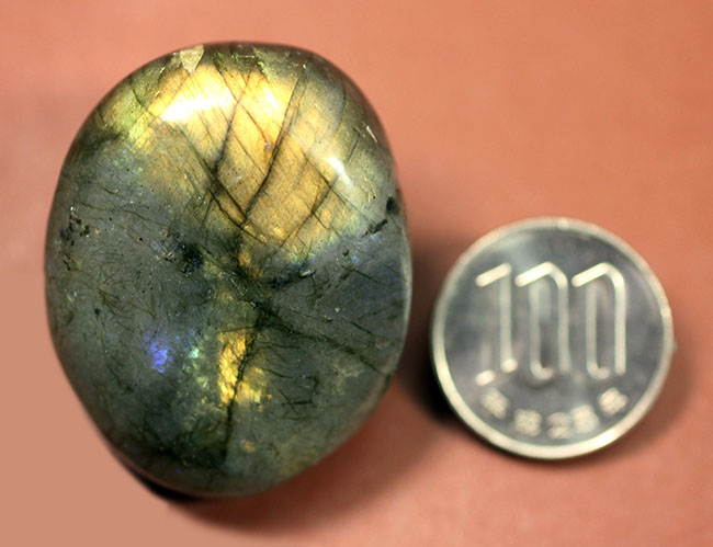 ラブラドライトってどんな鉱物？という方に。ファーストコレクションにもおすすめです。(Labradorite)（その9）