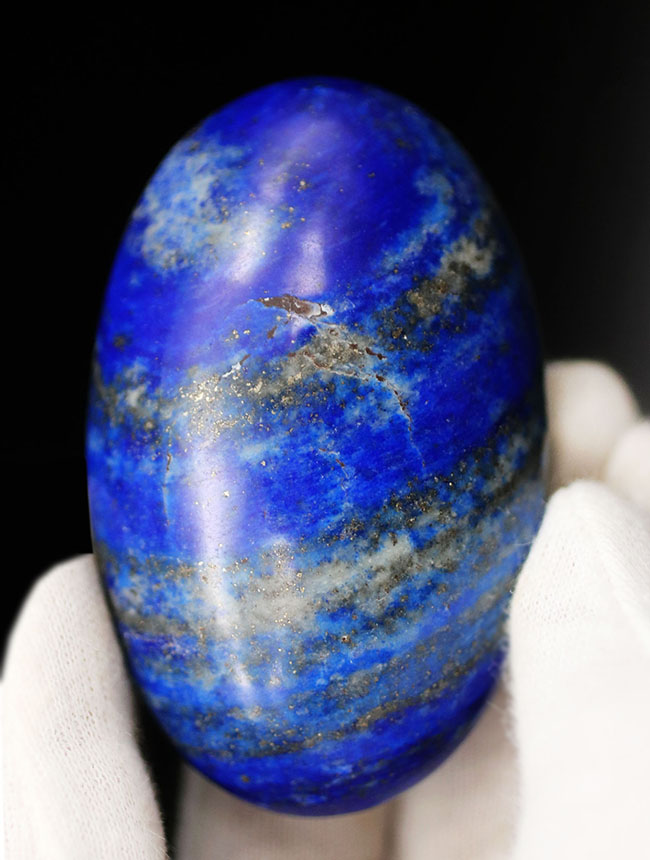 世界的産地、アフガニスタンで採集された、瑠璃色に輝く天然ラピスラズリ（Lapis lazuli）のカボション（磨き石）（その2）