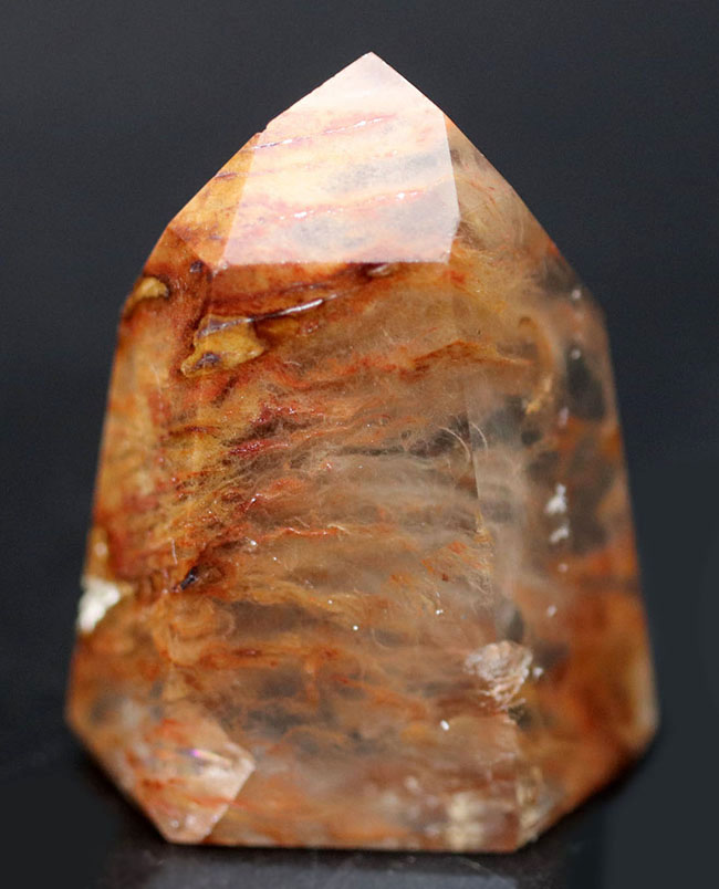 柔らかい毛のように見える、不思議な味わいを持つ、赤いガーデンクォーツ(Garden Quartz)(その1)