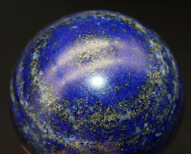 ツタンカーメンのマスクやクレパトラのアイシャドウとして使われていた