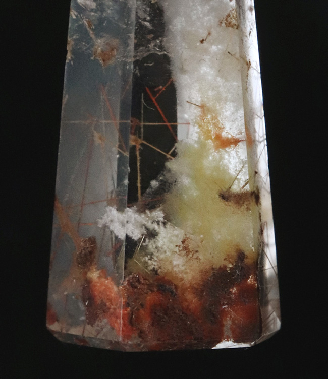 ダブル！ファントム化とルチル化が同時進行した、珍しいクリスタル（Phantom & Rutilated Quartz）（その3）
