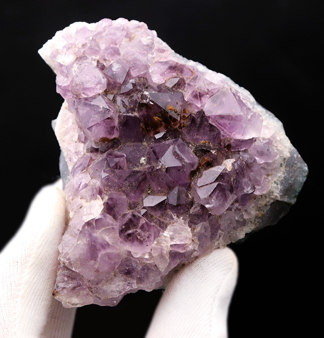 デスク置きにおすすめ!宝石のアメシスト(Amethyst)のナチュラルな原石(その2)