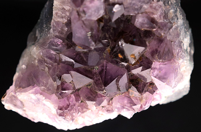 デスク置きにおすすめ！宝石のアメシスト（Amethyst）のナチュラルな原石（その5）