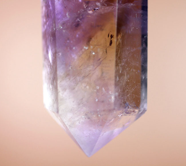 アメシストとシトリンが共存！水晶の豊かなバリエーションを裏付ける、天然標本アメトリン（Ametrine）（その5）