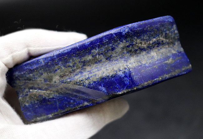 どこまでも青い、100%ナチュラルの鉱物、ラピスラズリ(Lapis lazuli)(その9)