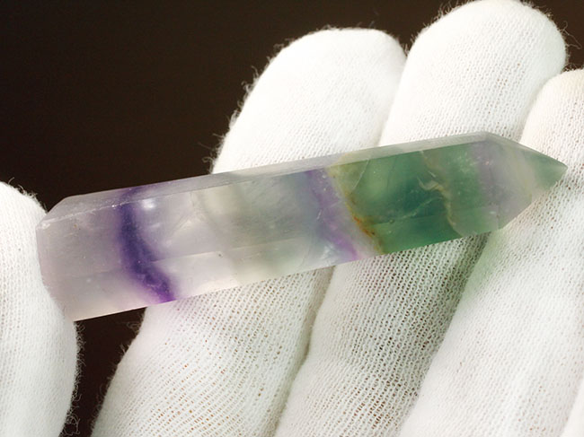 人気の鉱物、レインボーフローライト(fluorite)。シンプルで透き通った印象。(その5)