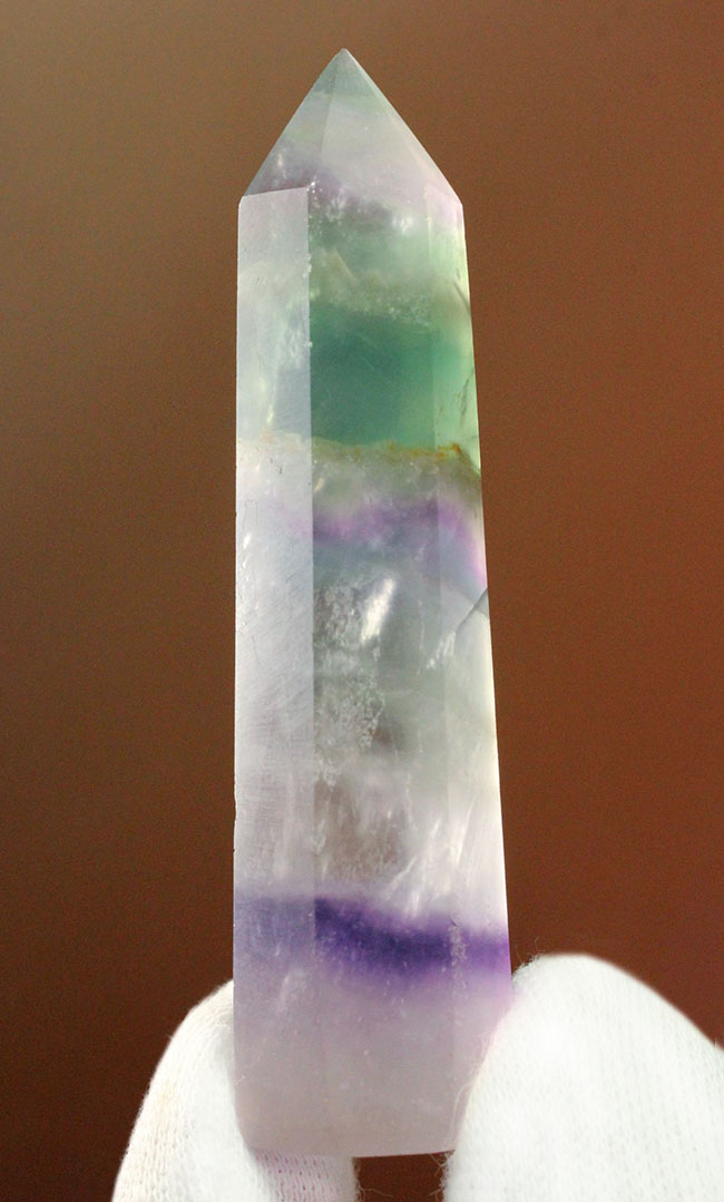 人気の鉱物、レインボーフローライト(fluorite)。シンプルで透き通った印象。(その6)