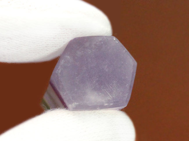 人気の鉱物、レインボーフローライト（fluorite）。シンプルで透き通った印象。（その7）