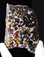 人気！縦９センチの立派な標本、ケニヤ産パラサイト隕石（本体防錆処理済み）