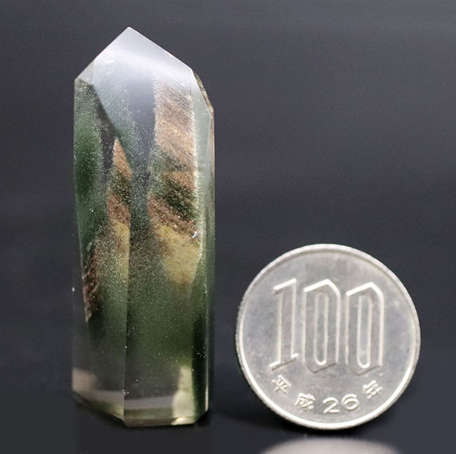 その名も幽霊水晶!内部に不思議な物体を内包したファントムクォーツの天然結晶(その10)