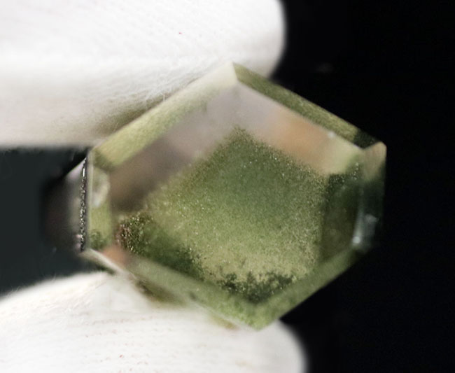 その名も幽霊水晶！内部に不思議な物体を内包したファントムクォーツの天然結晶（その6）