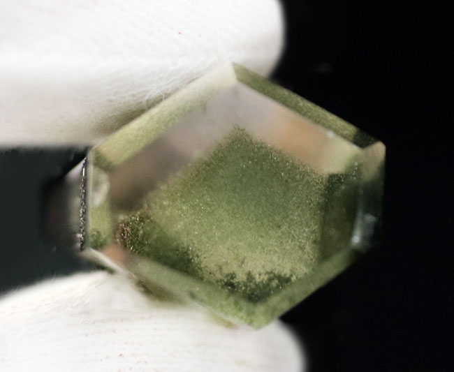 その名も幽霊水晶!内部に不思議な物体を内包したファントムクォーツの天然結晶(その6)
