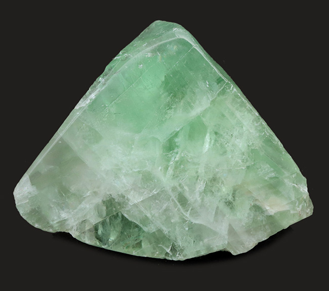 緑色のかき氷のような味わいが面白い、典型的なフローライト（Fluorite・蛍石）の原石（その1）