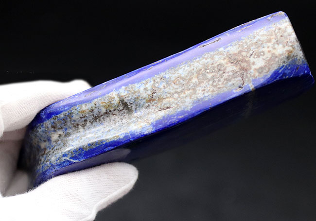 １００％ナチュラルのアフガニスタン産のラピスラズリ（Lapis lazuli）の原石。ナチュラルでありながらこれほどまでに深いブルーを楽しめる標本は希少です（その7）