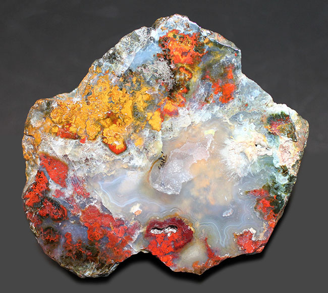 ハンガリーの特定地域でのみ採集される特殊なストロマトライト含有メノウ(Agate)(その1)