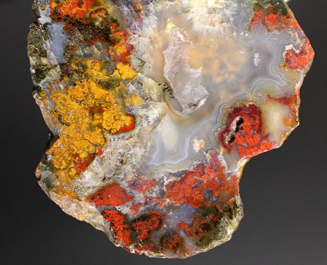 ハンガリーの特定地域でのみ採集される特殊なストロマトライト含有メノウ(Agate)(その4)