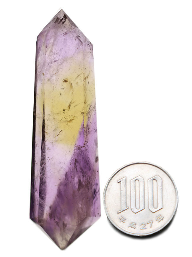 シトリンの存在感が際立った100%ナチュラルの希少な鉱物、アメトリン(Ametrine)のダブルポイント標本(その7)
