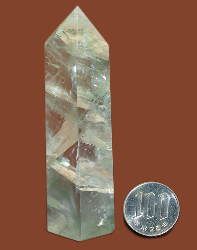 六角柱タワータイプ！鉱物グリーンフローライト（fluorite）（その12）