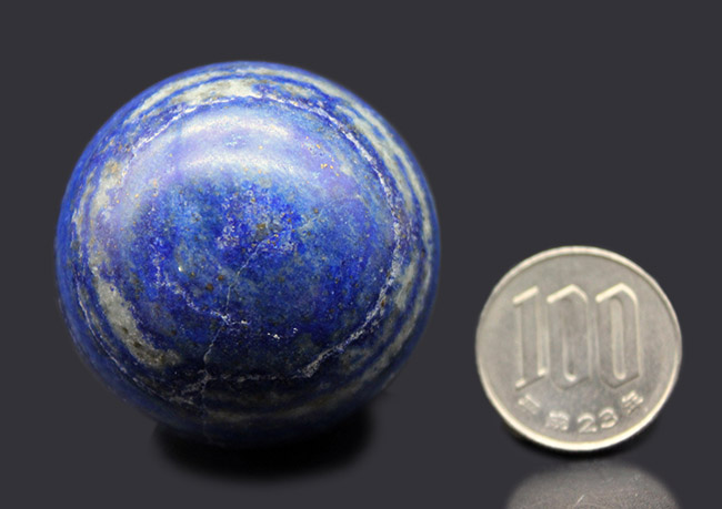 人気！希少なブルーを呈する鉱物、ラピスラズリ。名産地アフガニスタン