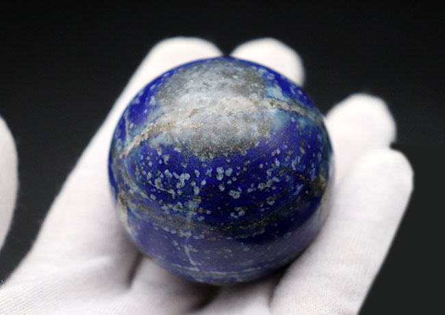 名産地アフガニスタン産の高品位ラピスラズリ（Lapis lazuli）の天然スフィア標本（その7）