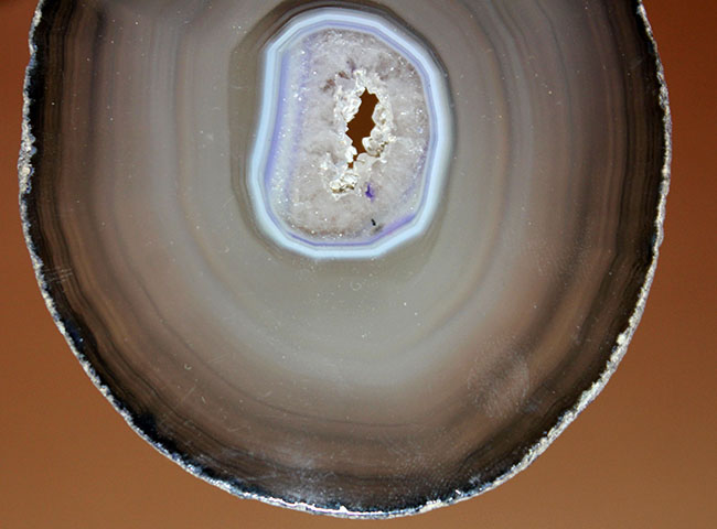 人気!半透明の層模様が幻想的で美しい、ブラジル産のメノウ(Agate)(その4)