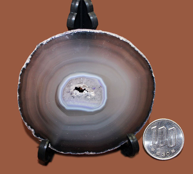 人気!半透明の層模様が幻想的で美しい、ブラジル産のメノウ(Agate)(その7)