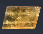 ゴージャスなゴールドに輝く、はちみつのような方解石、その名もハニーカルサイト（Calcite）
