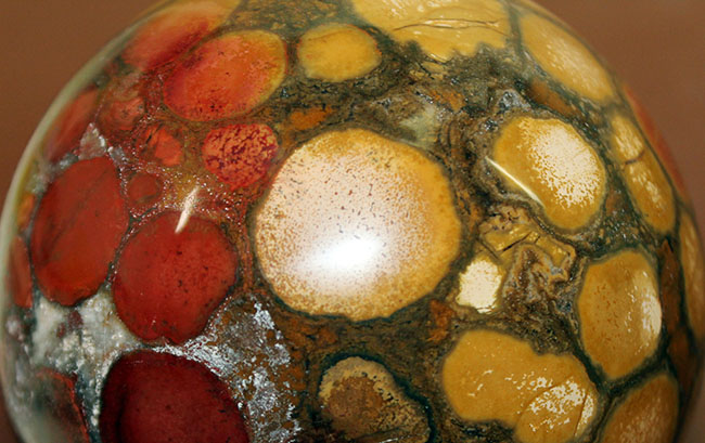 ジャスパーの王様、キングコブラオービキュラージャスパー(Orbicular Jasper)が登場。特大サイズで、なおかつ最高品費。1300グラムオーバー!(その6)