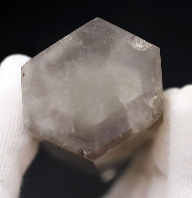ビッグ!内部に霧がかかった不思議な水晶、スモーキークォーツ(Quartz)。霧の発生付近で虹がかかります(その8)