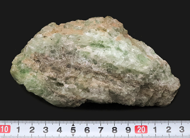 鉱物の原石コレクターにはたまらない一品！中国湖南省産の蛍石、フローライト（Fluorite）（その6）