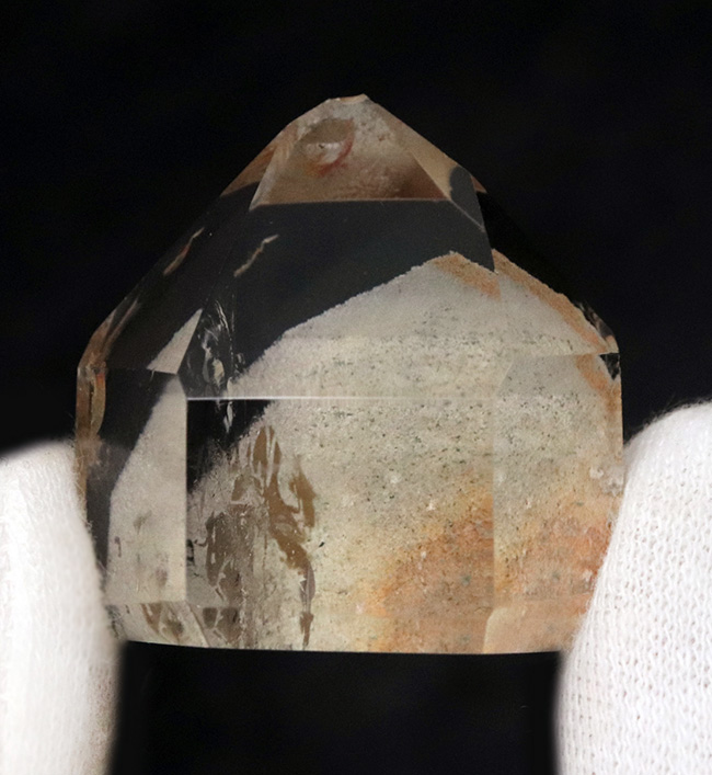 内部に「庭園」を内包したかのような、面白くて美しい水晶、ガーデンクォーツ(Garden Quartz)(その3)
