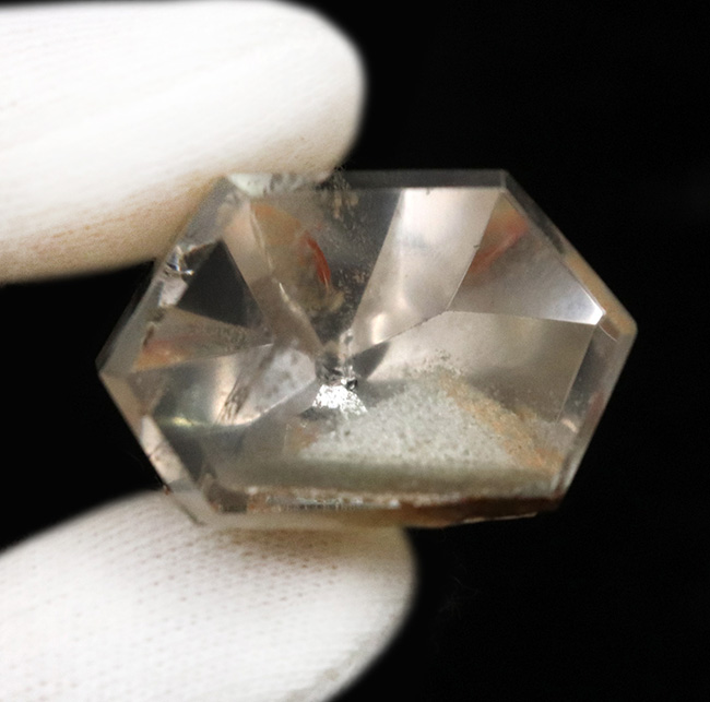内部に「庭園」を内包したかのような、面白くて美しい水晶、ガーデンクォーツ(Garden Quartz)(その5)