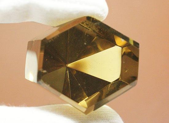 非常に透明度が高い、天然鉱物シトリン（黄水晶）（その6）