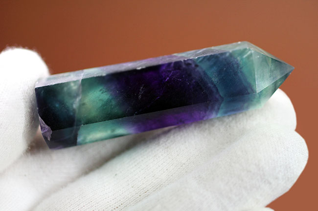 フルオライト結晶 緑紫 緑と青、紫の多層色が鮮やかな、レインボーフローライト（fluorite