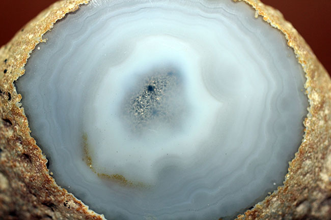 ぶ厚い!4.3センチの厚みを有する、淡青色の鉱物メノウ、ナチュラル標本です。(Agate)(その11)