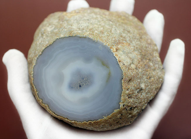 ぶ厚い!4.3センチの厚みを有する、淡青色の鉱物メノウ、ナチュラル標本です。(Agate)(その7)