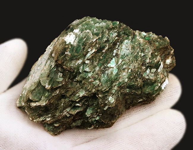 高品位＆ビッグ！クロムが生む深緑の輝き……ブラジル・Anagé産 フクサイト（クロム雲母）原石（その3）