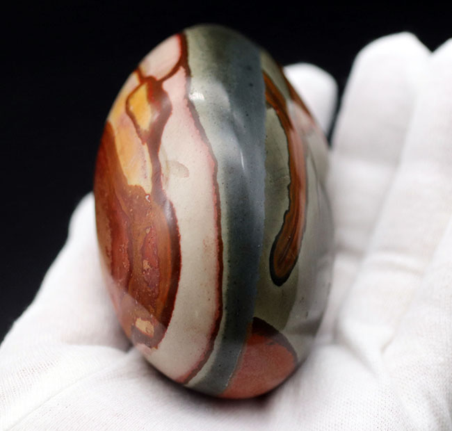 ラージサイズ、目玉のような模様で人気のポリクロームジャスパー(Polychrome jasper)。赤と緑の配色が面白い(その8)
