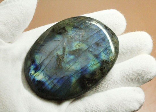 ラブラドライト(Labradorite)ならではの深い青をお楽しみ下さい。（その11）