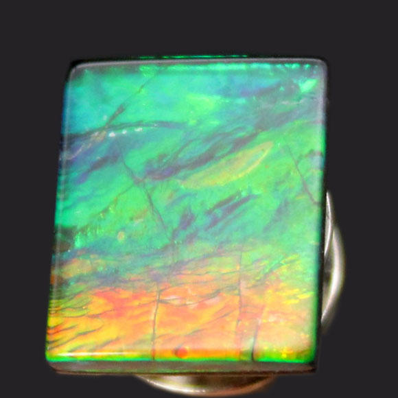 手頃なサイズで使いやすい!カナダ産の上質のアンモライト(Ammolite)のピースを使ったピンブローチ(その4)