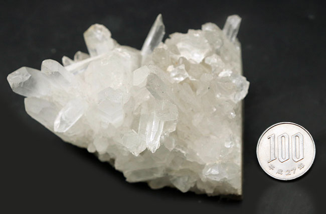 天然！透明度の高い水晶（Quartz）のクラスター（その8）