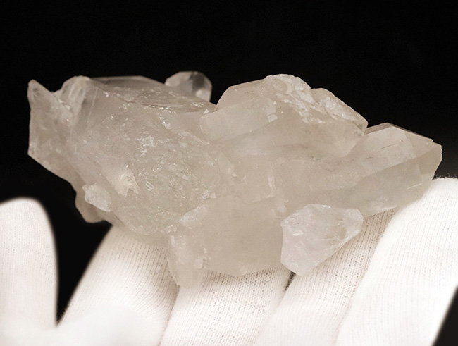 六角柱の結晶美、地球が育んだ石英(Quartz)クラスター(その4)